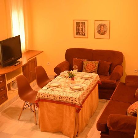 Apartmán Duplex Donkey Parking Sevilla Exteriér fotografie